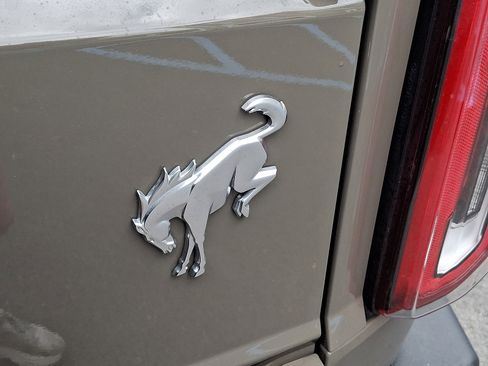 Used 2025 Ford Bronco Outer Banks AWD/4WD image 31
