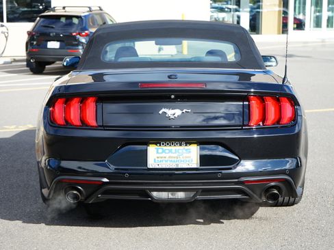 Used 2019 Ford Mustang Convertible w/ Ecoboost Performance Package image 5