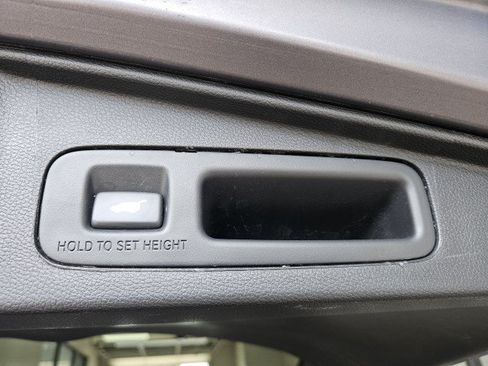 Used 2020 Honda CR-V EX-L image 11