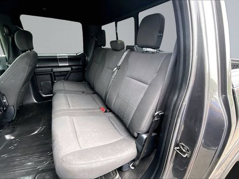Used 2018 Ford F150 XLT w/ Equipment Group 302A Luxury AWD/4WD image 17