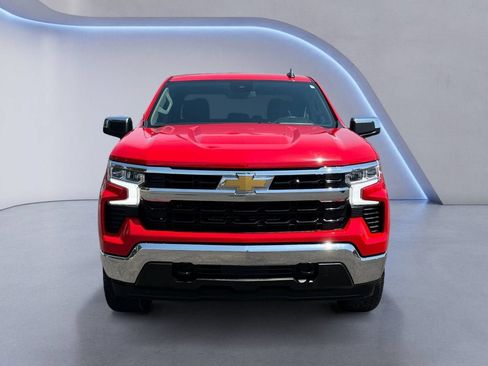 Used 2023 Chevrolet Silverado 1500 LT AWD/4WD image 8
