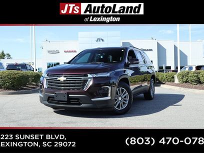 Used 2022 Chevrolet Traverse LT