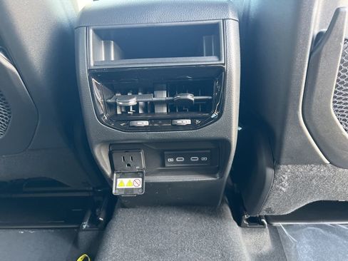 New 2026 Jeep Grand Cherokee Laredo image 14