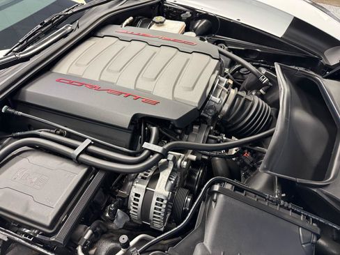 Used 2014 Chevrolet Corvette Stingray Convertible w/ 2LT Preferred Equipment Group RWD image 18