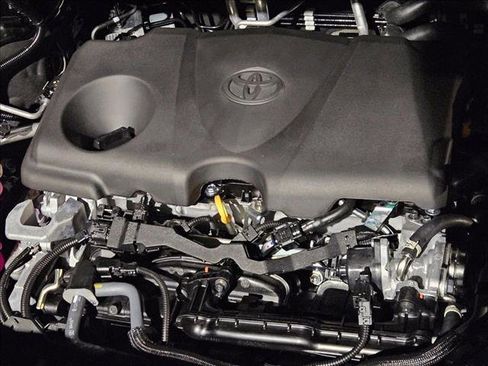 New 2026 Toyota Highlander XLE AWD/4WD image 16
