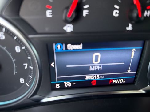 Used 2024 Chevrolet Equinox LT w/ LPO, Floor Liner Package image 18