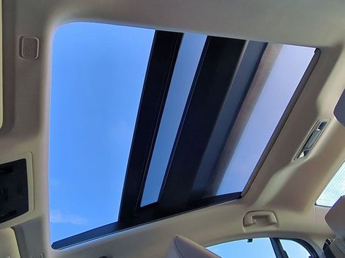 Used 2019 Lexus ES 350 Ultra Luxury image 20