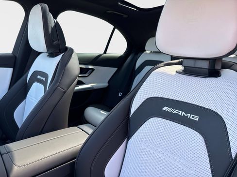 New 2026 Mercedes-Benz E 53 AMG e 4MATIC Sedan image 21