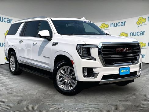 Used 2023 GMC Yukon XL SLT AWD/4WD image 1