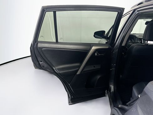 Used 2014 Toyota RAV4 Limited w/ Technology Package FWD image 28