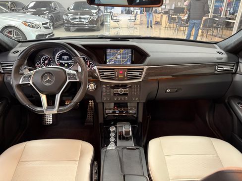 Used 2013 Mercedes-Benz E 63 AMG E63 AMG Sedan w/ AMG Performance Pkg image 11