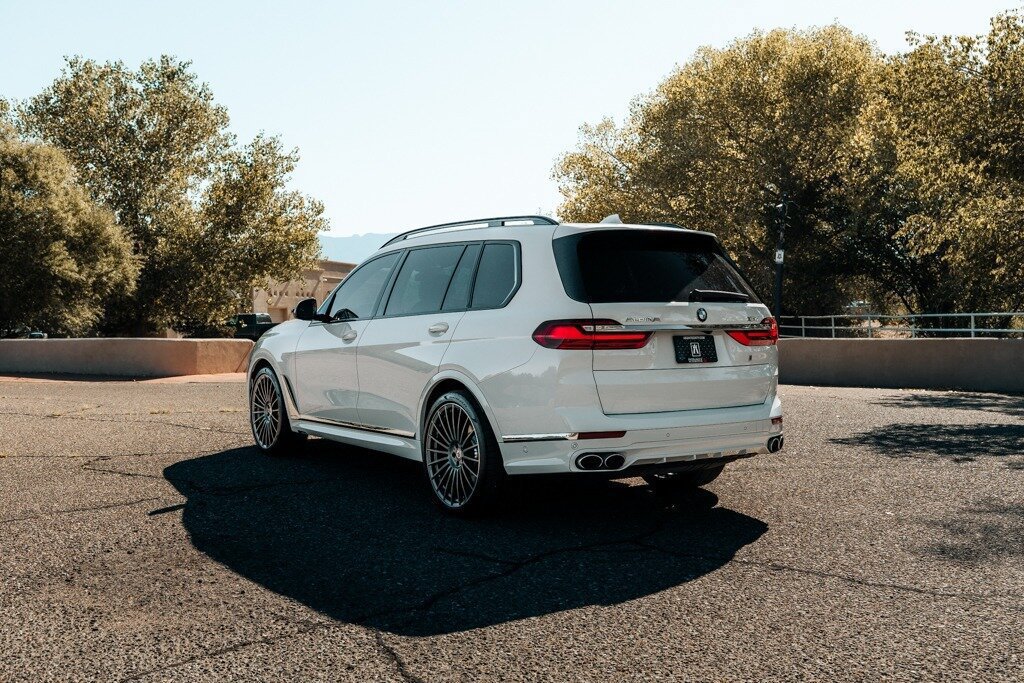 Used 2022 BMW ALPINA XB7 AWD/4WD image 5