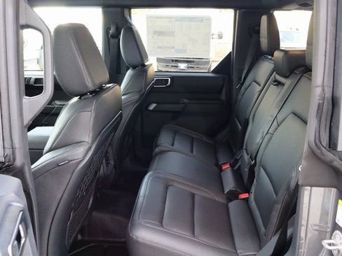 New 2025 Ford Bronco Badlands AWD/4WD image 15