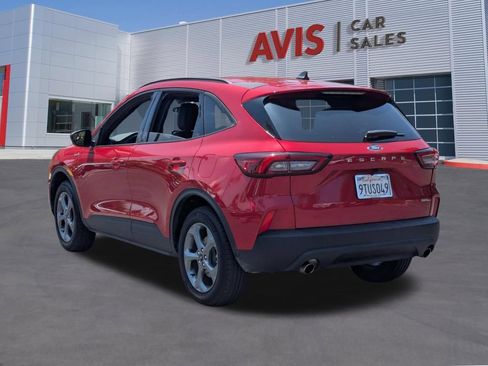 Used 2025 Ford Escape ST-Line AWD/4WD image 9