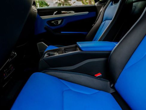 Used 2020 Lamborghini Urus image 77