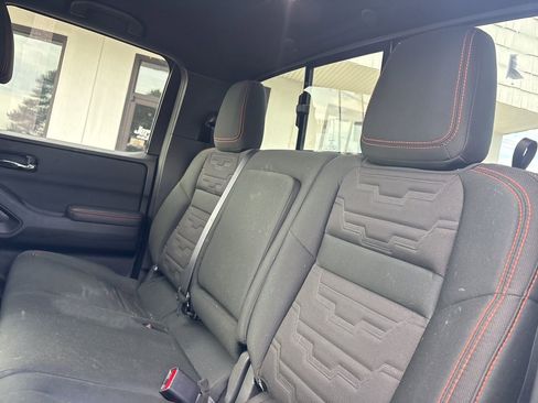 Used 2025 Nissan Frontier PRO-4X w/ Pro Convenience Package image 5