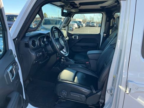 Used 2022 Jeep Wrangler Unlimited Rubicon 4xe w/ Dual Top Group image 10