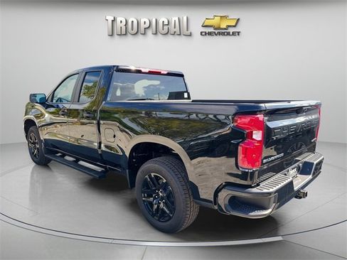 New 2026 Chevrolet Silverado 1500 Custom image 3