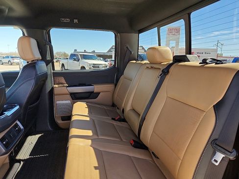 Used 2023 Ford F150 Lariat w/ Trailer Tow Package AWD/4WD image 5