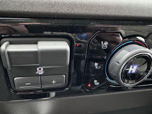 New 2026 Chevrolet Silverado 1500 LTZ w/ Technology Package image 23