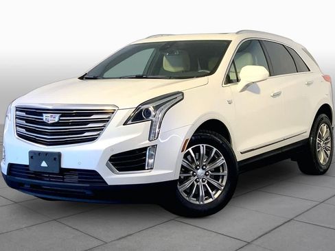 Used 2017 Cadillac XT5 Luxury w/ Driver Awareness Package AWD/4WD image 1