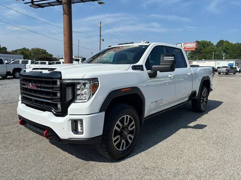Used 2023 GMC Sierra 2500 AT4 w/ AT4 Premium Plus Package AWD/4WD image 9
