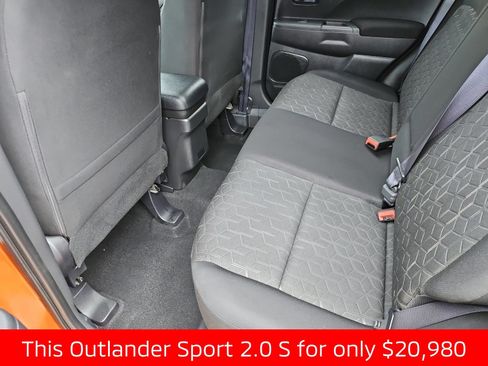 Used 2025 Mitsubishi Outlander Sport AWD image 33