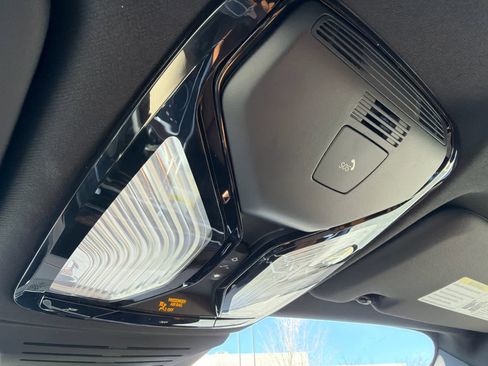 New 2026 BMW X5 xDrive40i w/ M Sport Package image 38