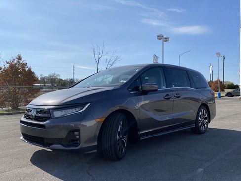 New 2026 Honda Odyssey Elite image 7
