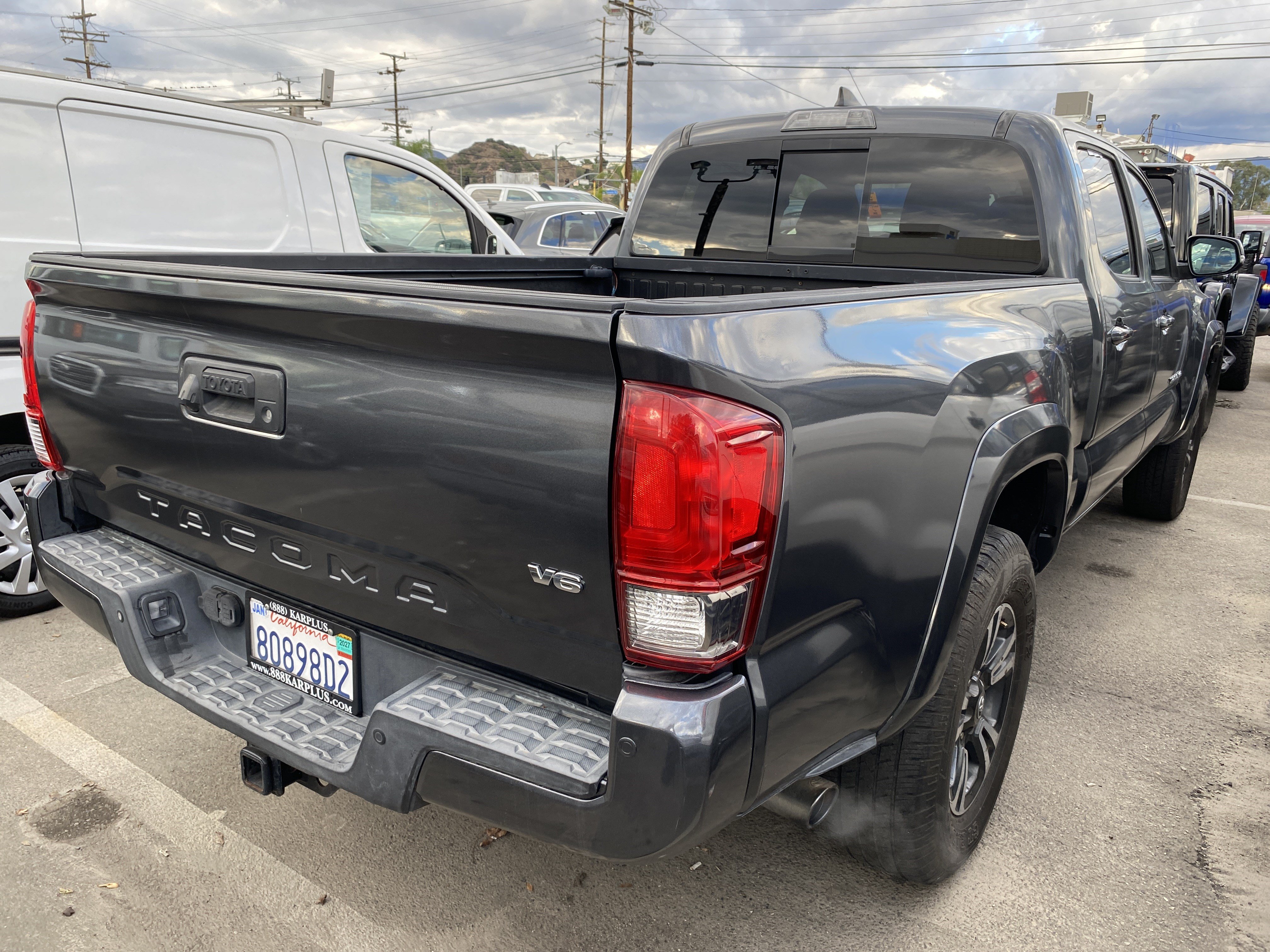 Used 2017 Toyota Tacoma TRD Sport RWD image 10