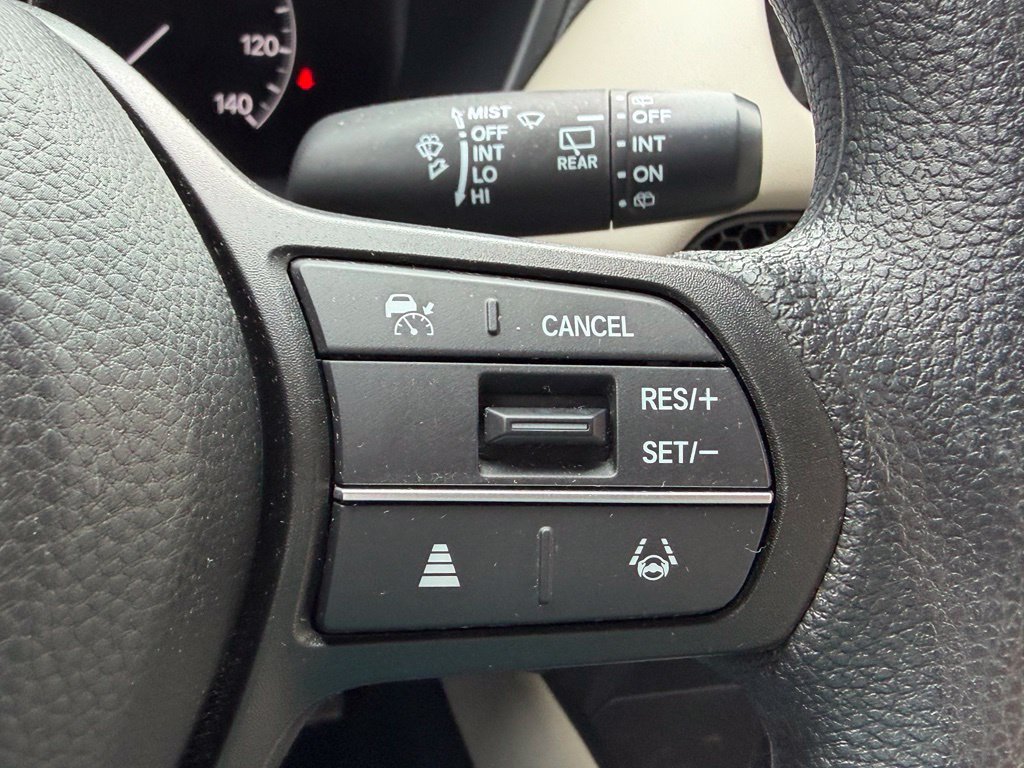 Certified 2025 Honda HR-V LX image 5
