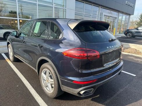 Used 2016 Porsche Cayenne image 3