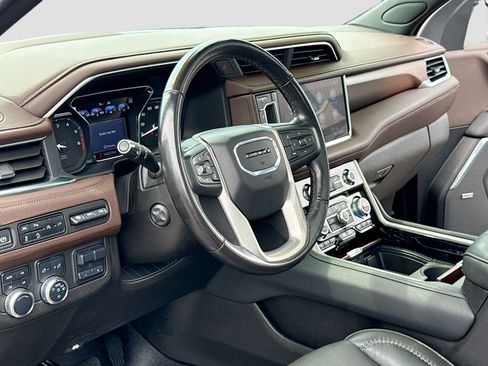 Used 2021 GMC Yukon Denali w/ Max Trailering Package AWD/4WD image 4