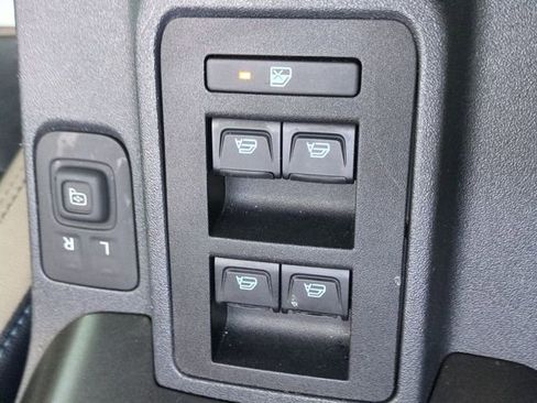 Used 2021 Ford Bronco Wildtrak AWD/4WD image 24