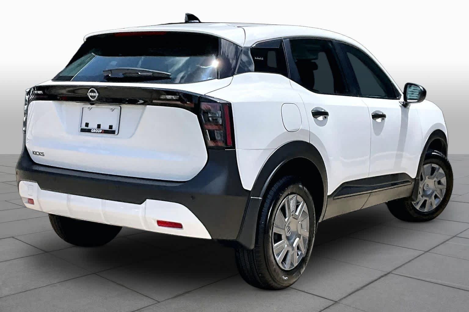 Used 2026 Nissan Kicks S FWD image 12