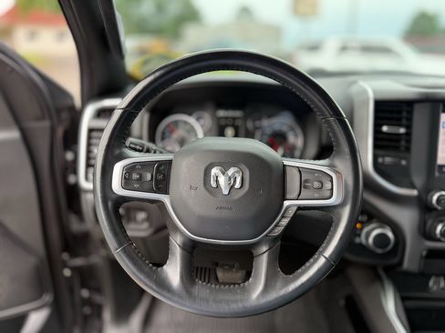Used 2022 RAM 1500 Big Horn AWD/4WD image 31