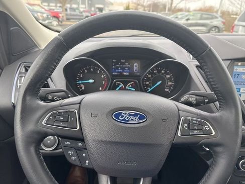 Used 2019 Ford Escape Titanium image 12