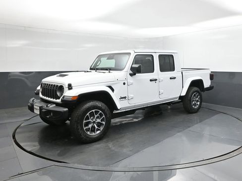 New 2026 Jeep Gladiator Sport image 30