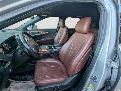 Used 2018 Lincoln MKX Reserve w/ Cargo Utility Package image 10