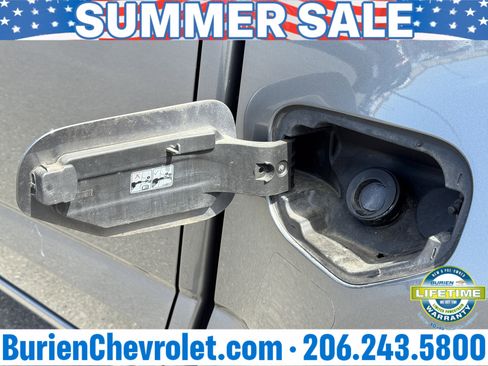 Used 2022 Chevrolet Colorado LT w/ LT Convenience Package AWD/4WD image 35