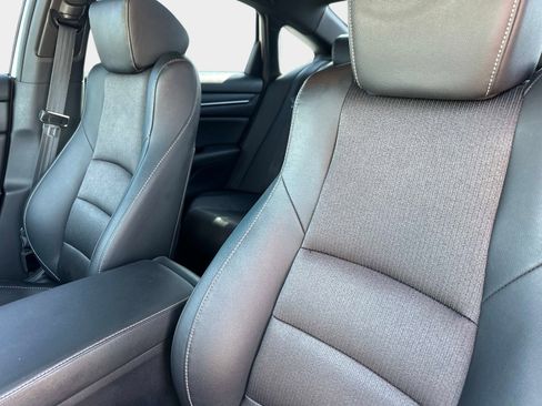 Used 2019 Honda Accord Sport image 18