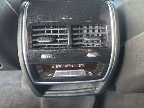 Used 2020 BMW X6 M50i w/ Executive Package image 29