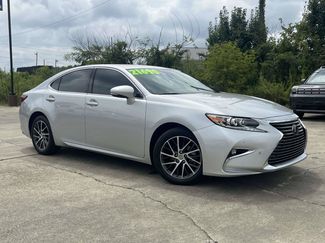 Used 2016 Lexus ES 350 w/ Luxury Package w/Wood Trim FWD video 1