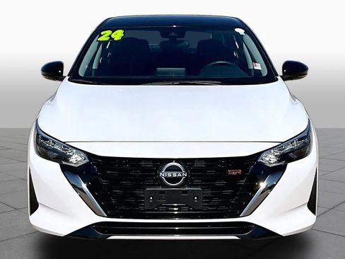 Used 2024 Nissan Sentra SR FWD image 4
