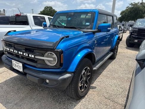 Used 2022 Ford Bronco Outer Banks AWD/4WD image 2