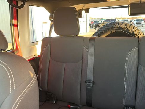 Used 2015 Jeep Wrangler Unlimited Sahara w/ Trailer Tow Group image 84