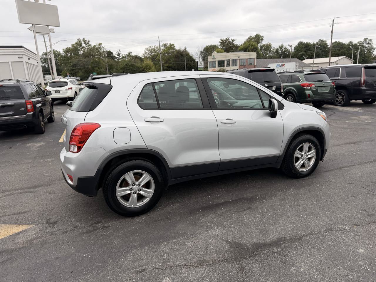 Used 2019 Chevrolet Trax LS FWD image 10