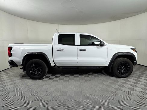 Used 2025 Chevrolet Colorado Trail Boss image 8