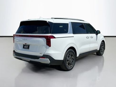 New 2026 Kia Carnival EX FWD image 7