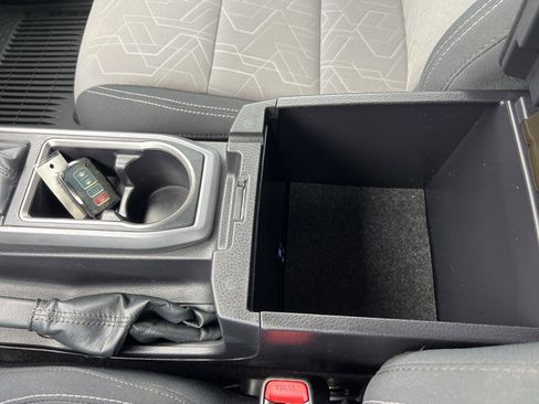 Used 2023 Toyota Tacoma TRD Off-Road image 27